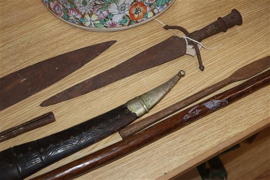 A knobkerrie, four spearheads and a dagger